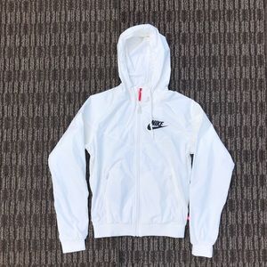 SOLD ON MERCARI - Nike windbreaker
